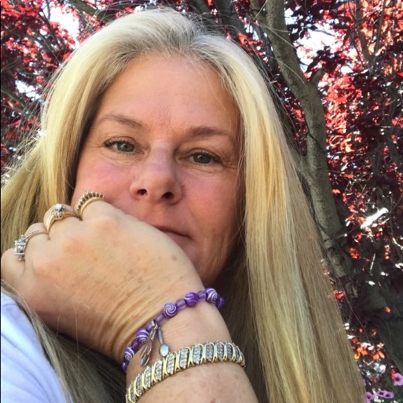 Meet your Posher, Rachelle - Picture 7 of 10